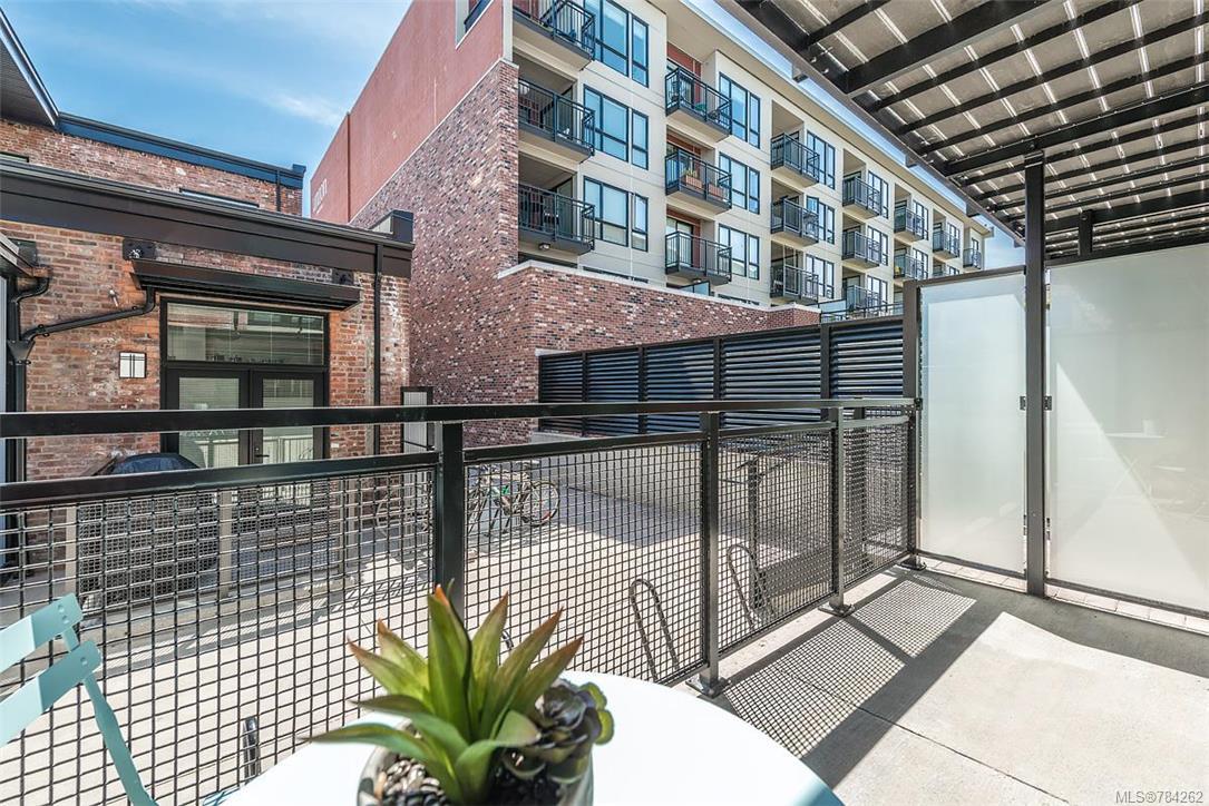 102-535 Fisgard St, Victoria