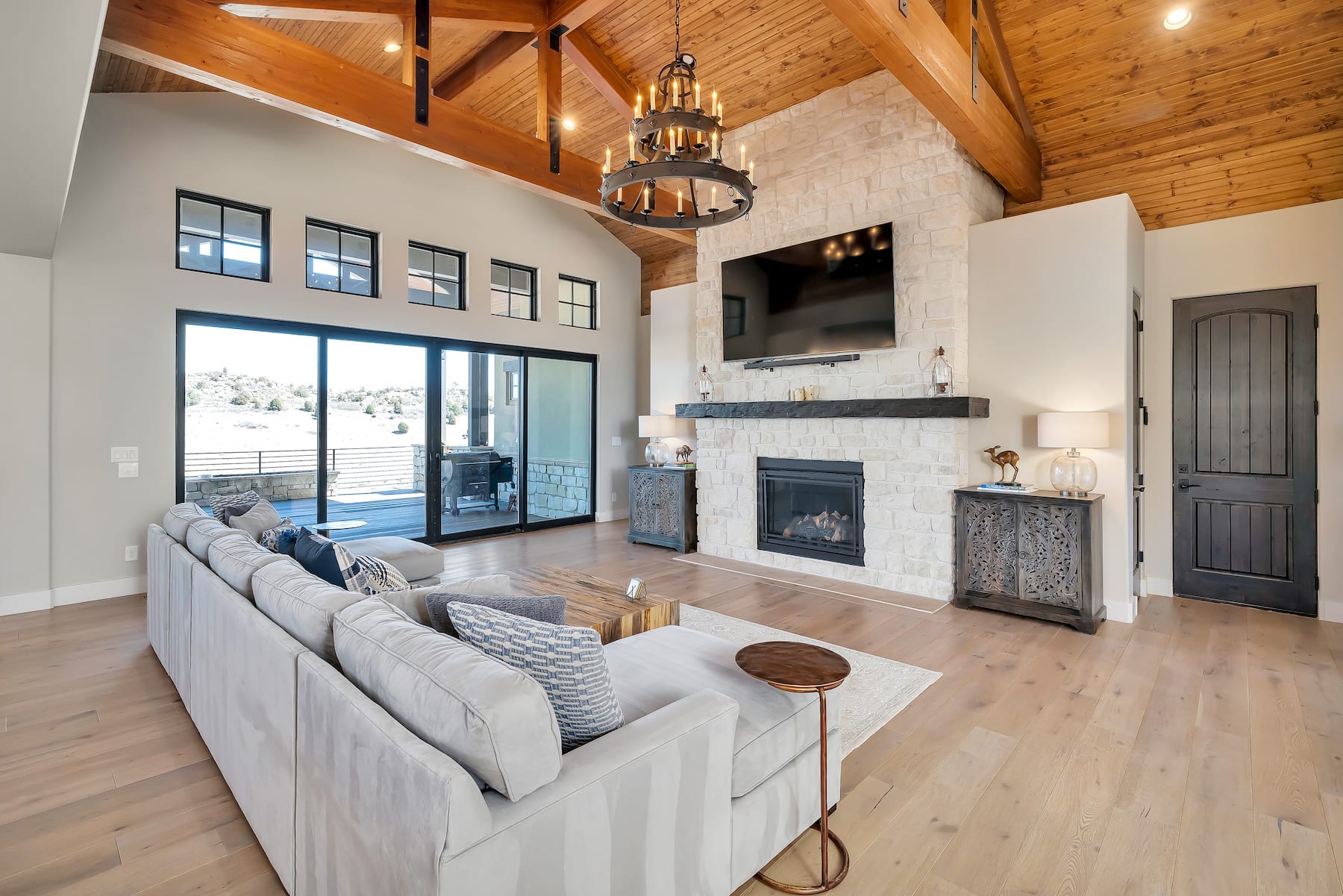 7590 Raphael Lane