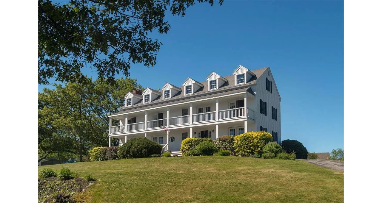 Home For Sale – 19 Salt Spray Lane, Cape Elizabeth, Maine 04107