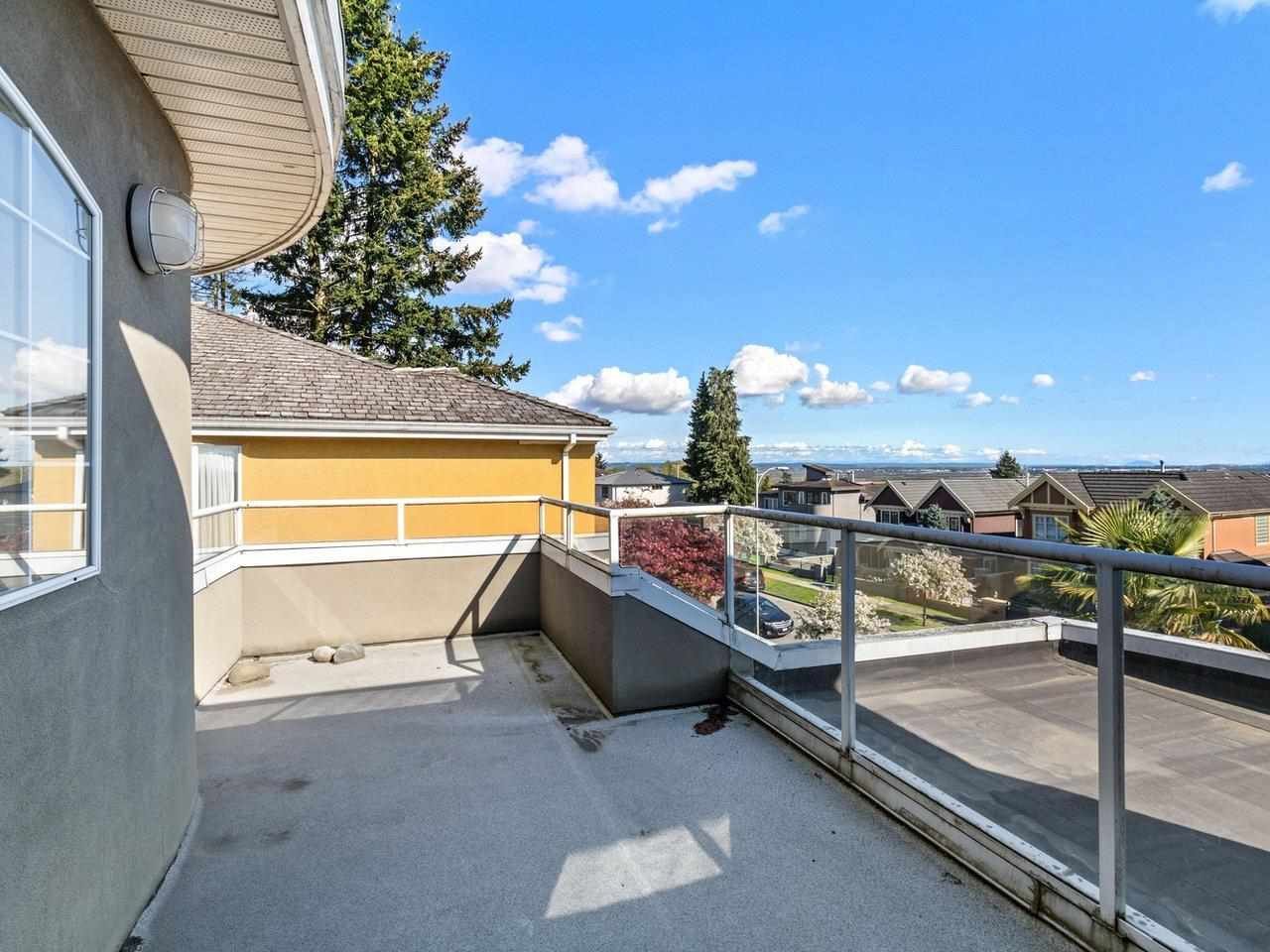 2311 Burquitlam Dr