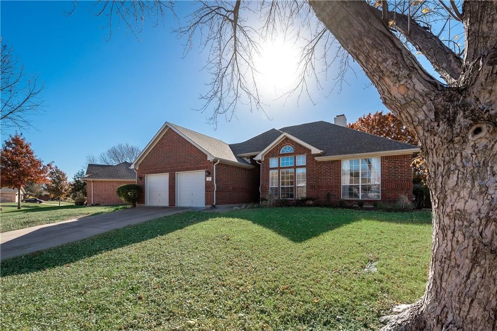 17 Shasta Dr