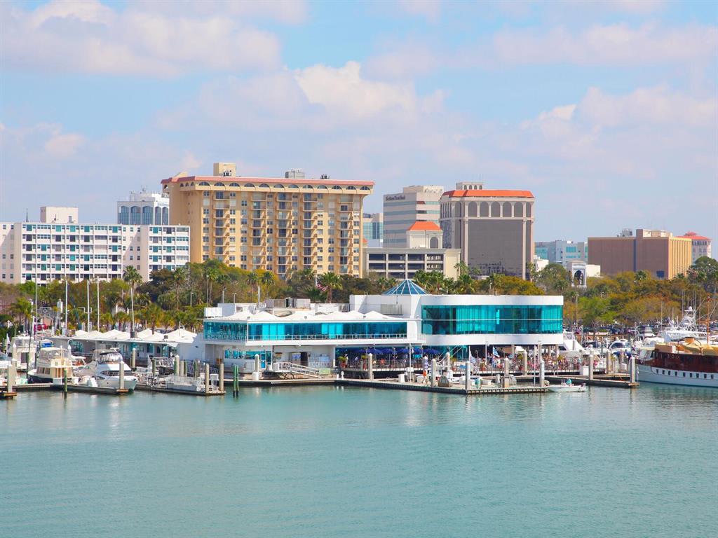 1255 North Gulfstream Ave, #904