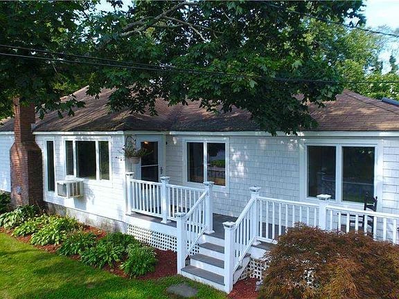 48 Shore Road