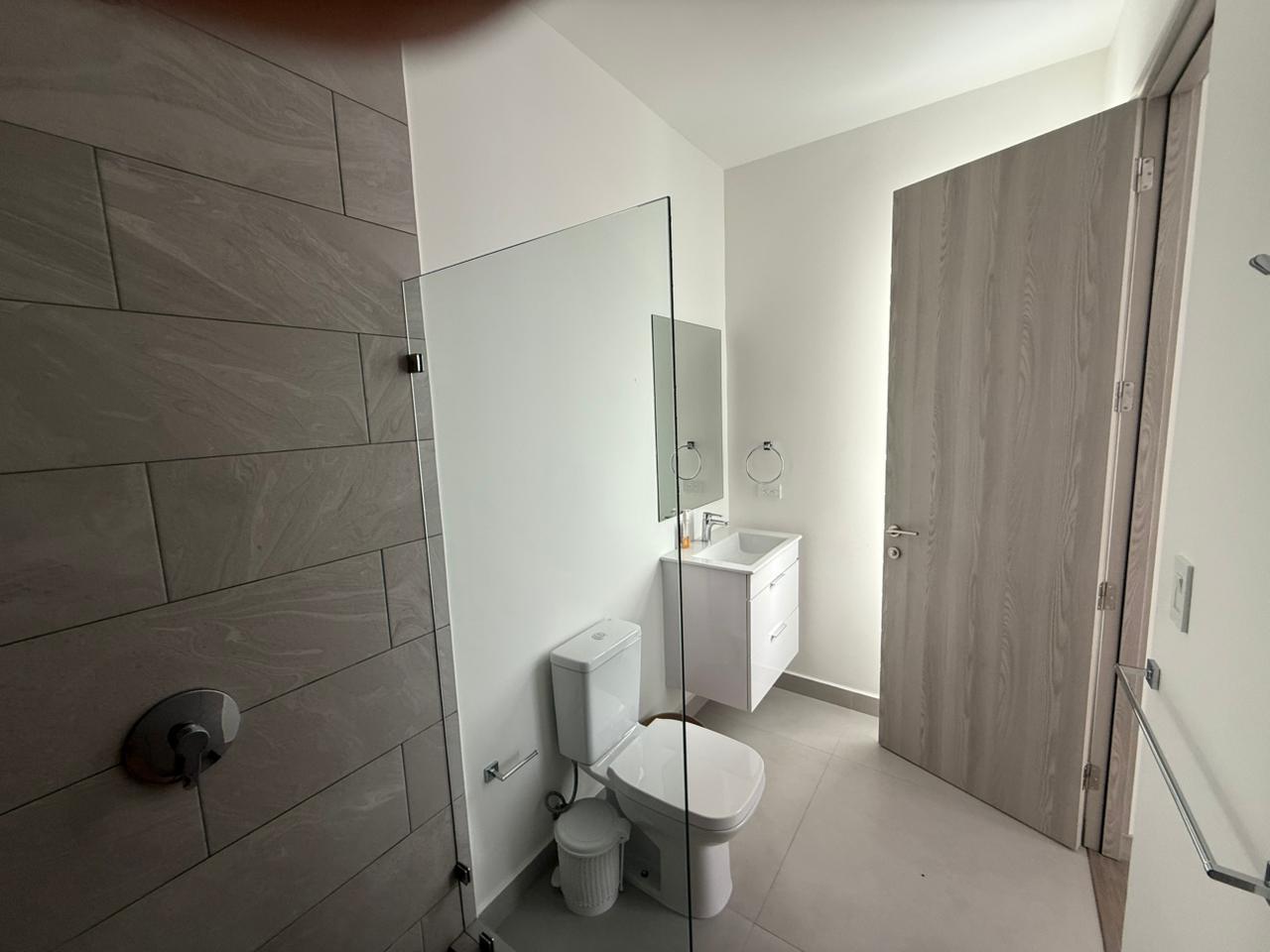 Gated Contemporary Family Home, Santa Ana, San Jose