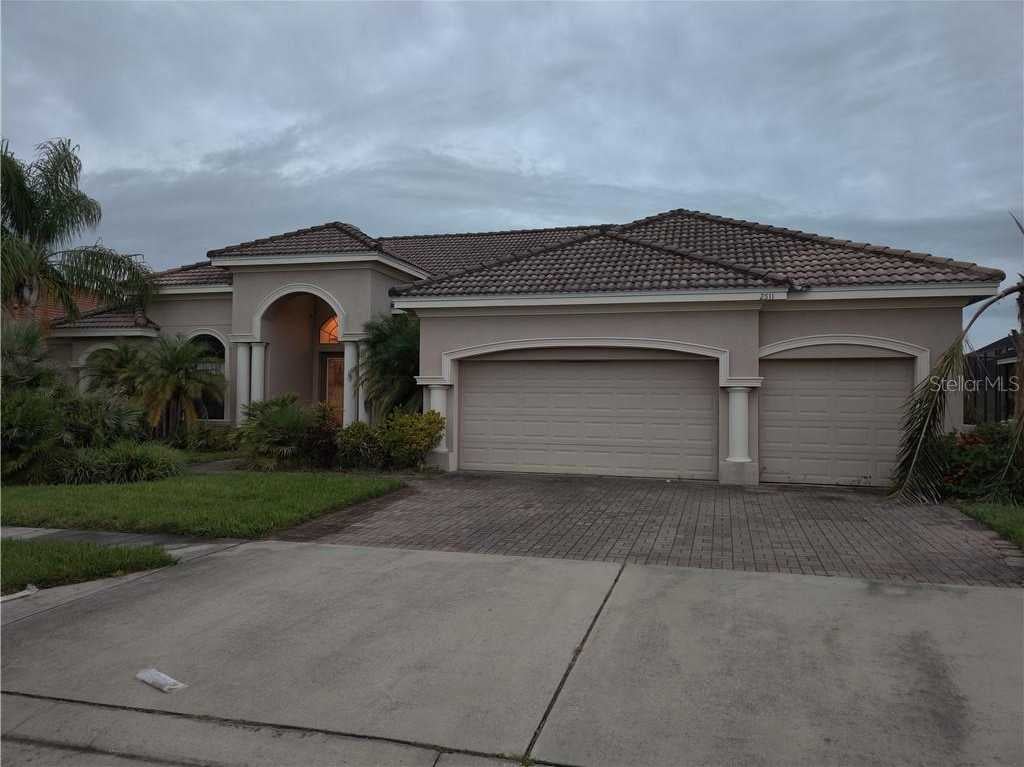 2511 CUMBERLAND CLIFF DRIVE