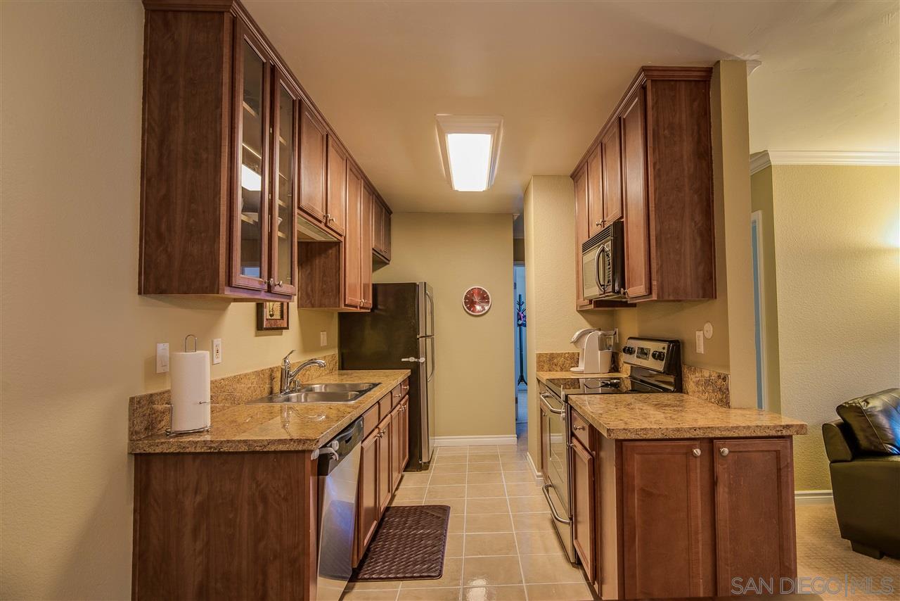 9909 Azuaga Street Unit: C208