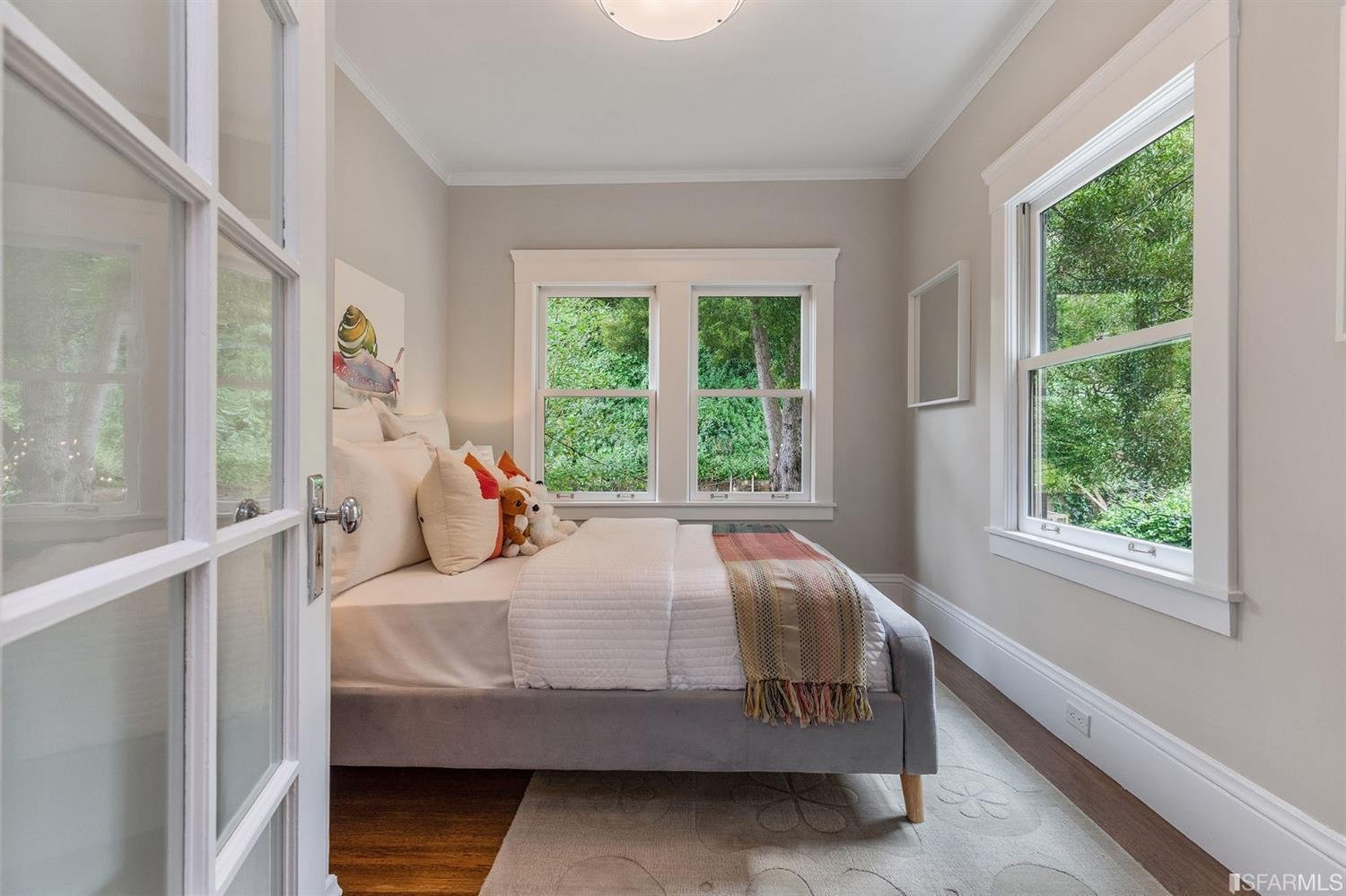 337 Carl St