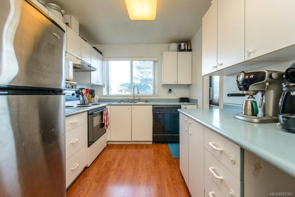 108-649 Bay St