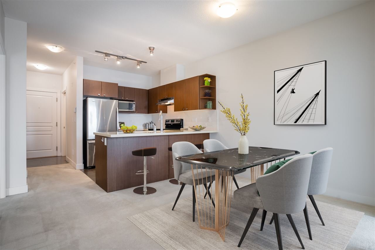 403-4550 Fraser St