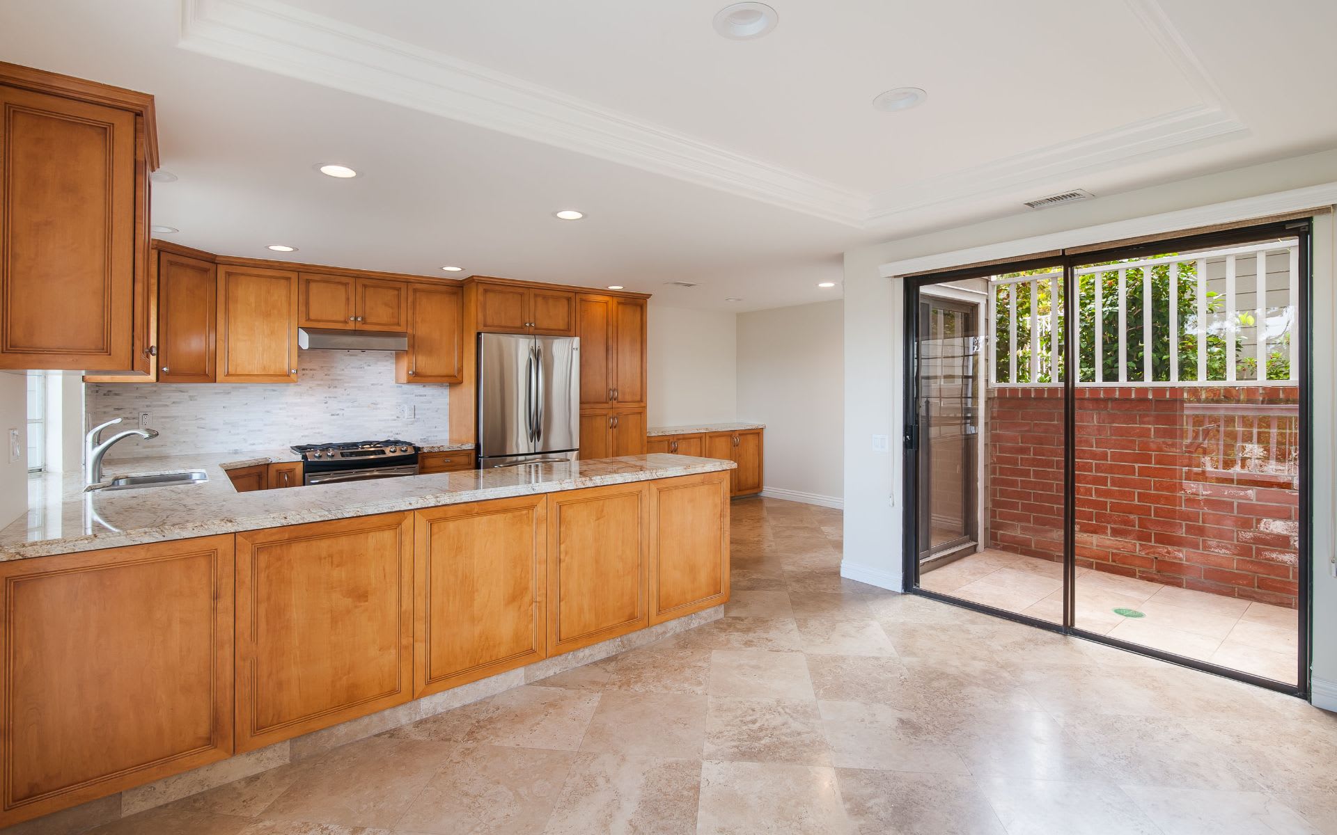 2756 Hillview Drive