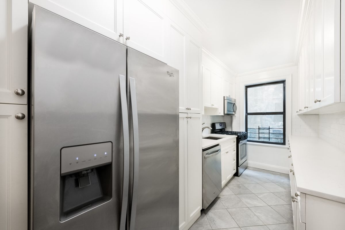 35 W 92nd St, #1F