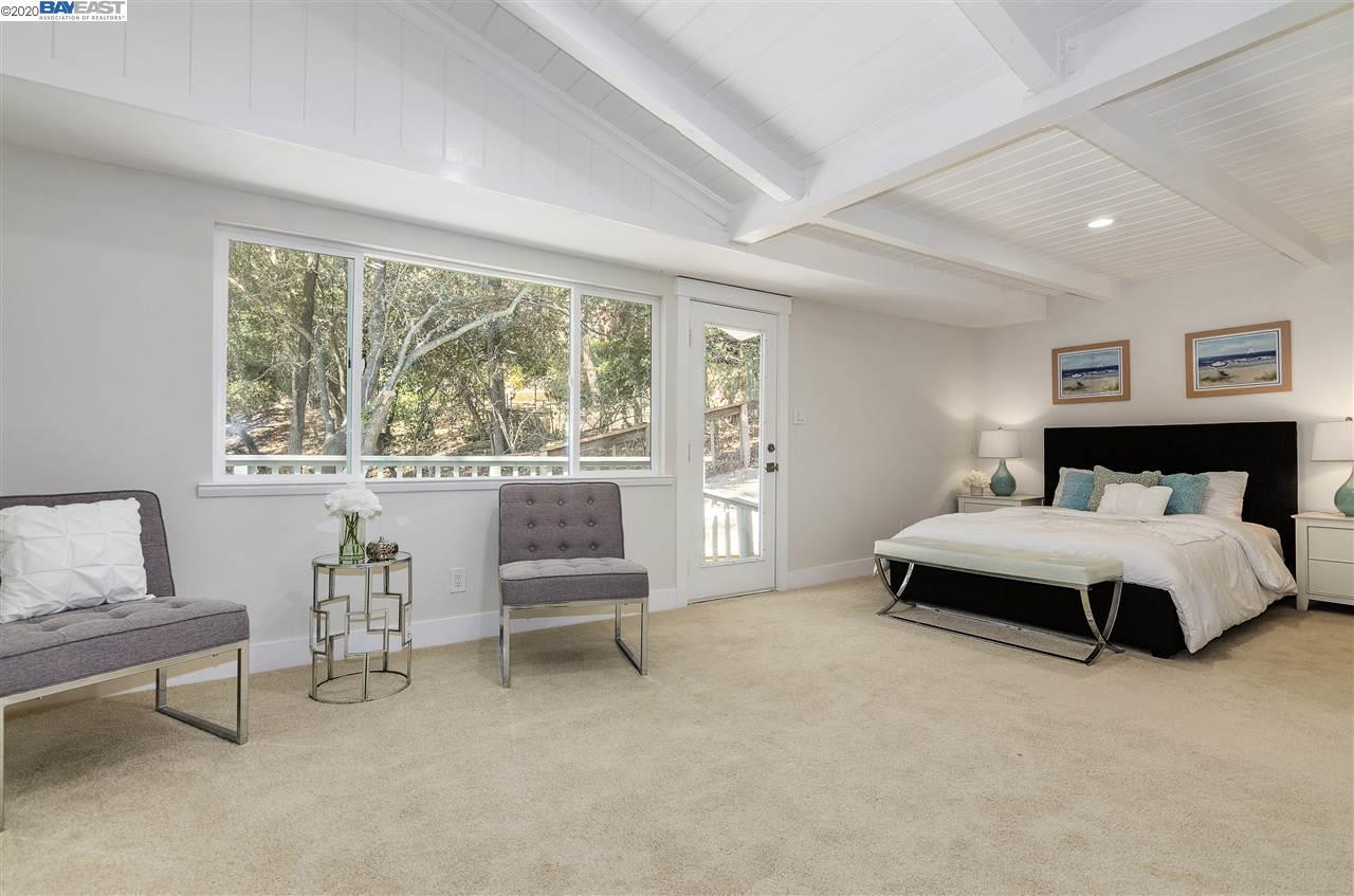 6 Saint James Ct, Orinda 