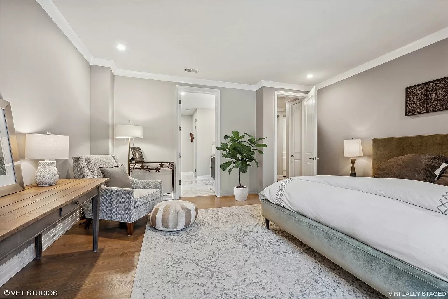 445 W Arlington, Unit 4W