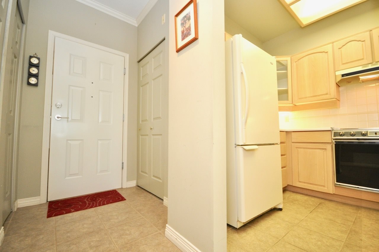 208-3760 W 6th Avenue, Vancouver