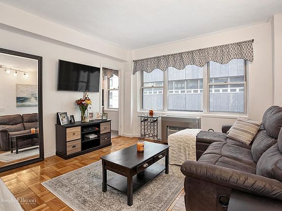 310 East 49th St. Unit: 7J