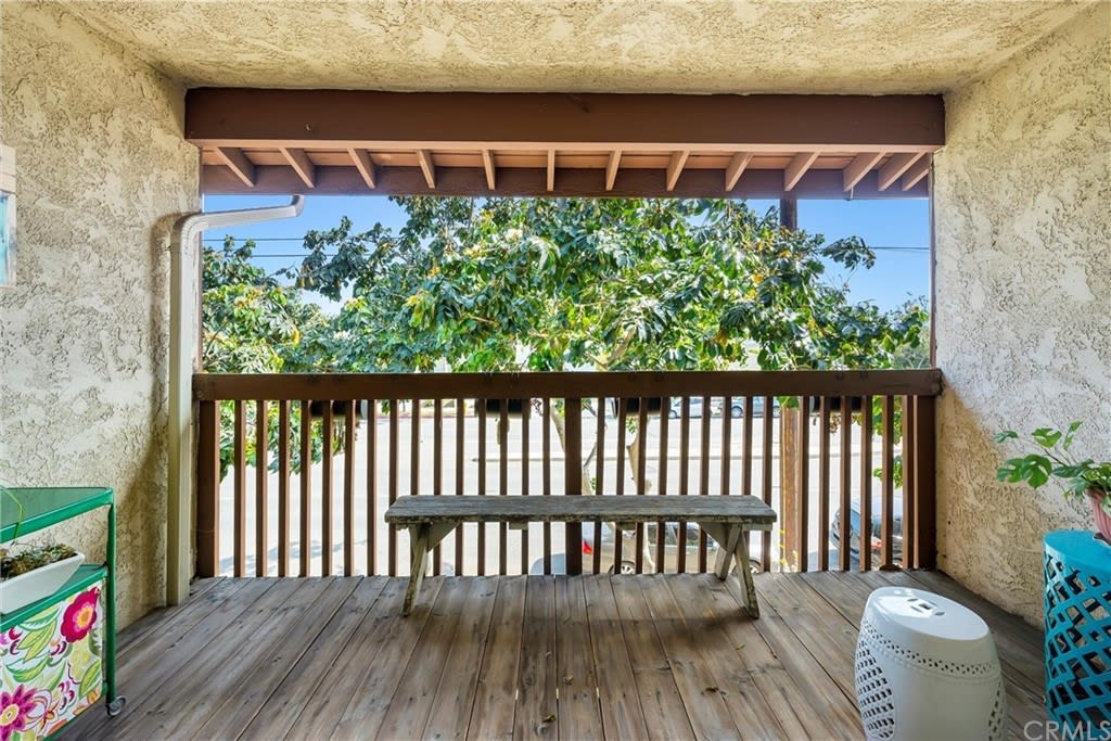4165 Manhattan Beach Blvd