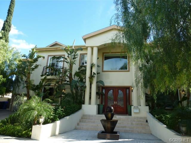 23240 Schoenborn St West Hills, CA