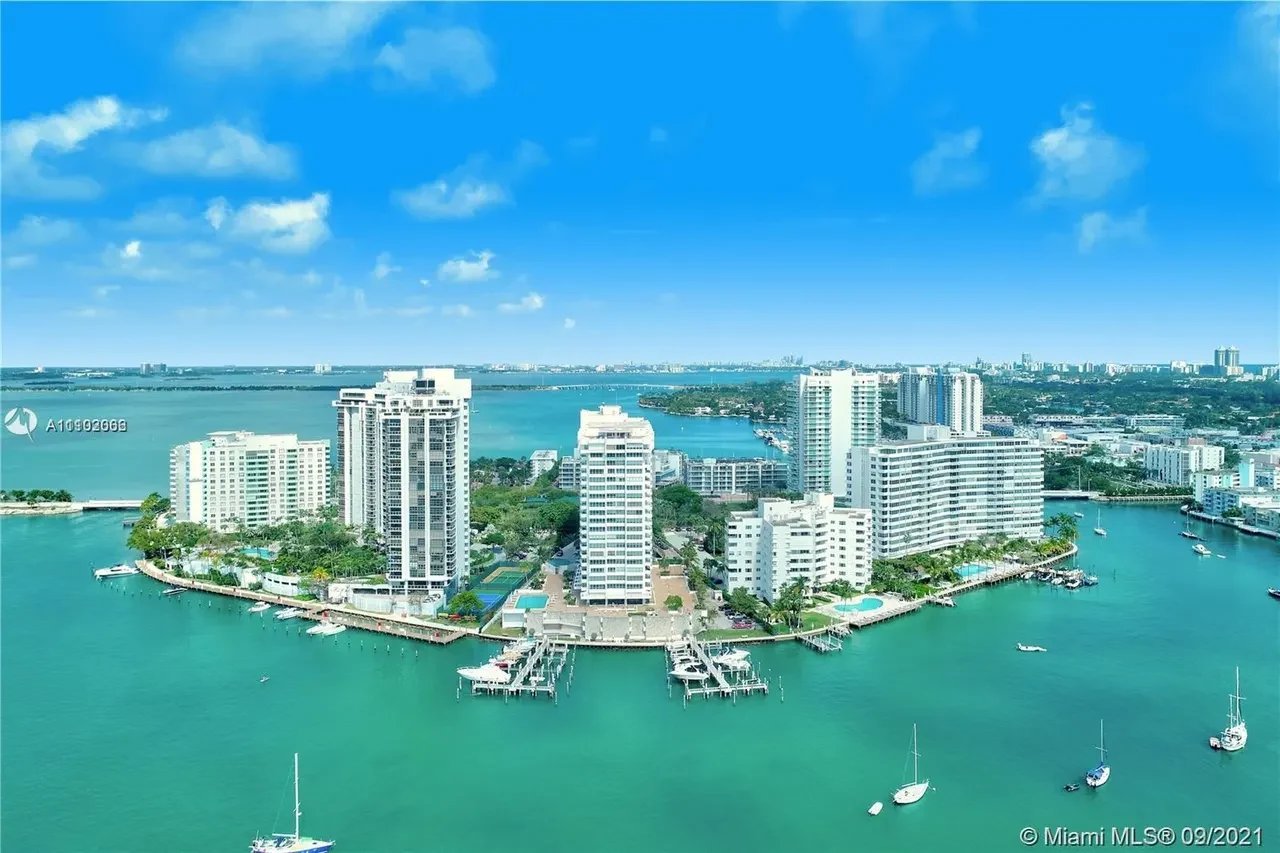 11 Island Avenue, #808