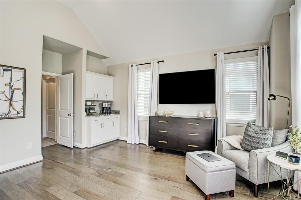 3614 Golf Dr