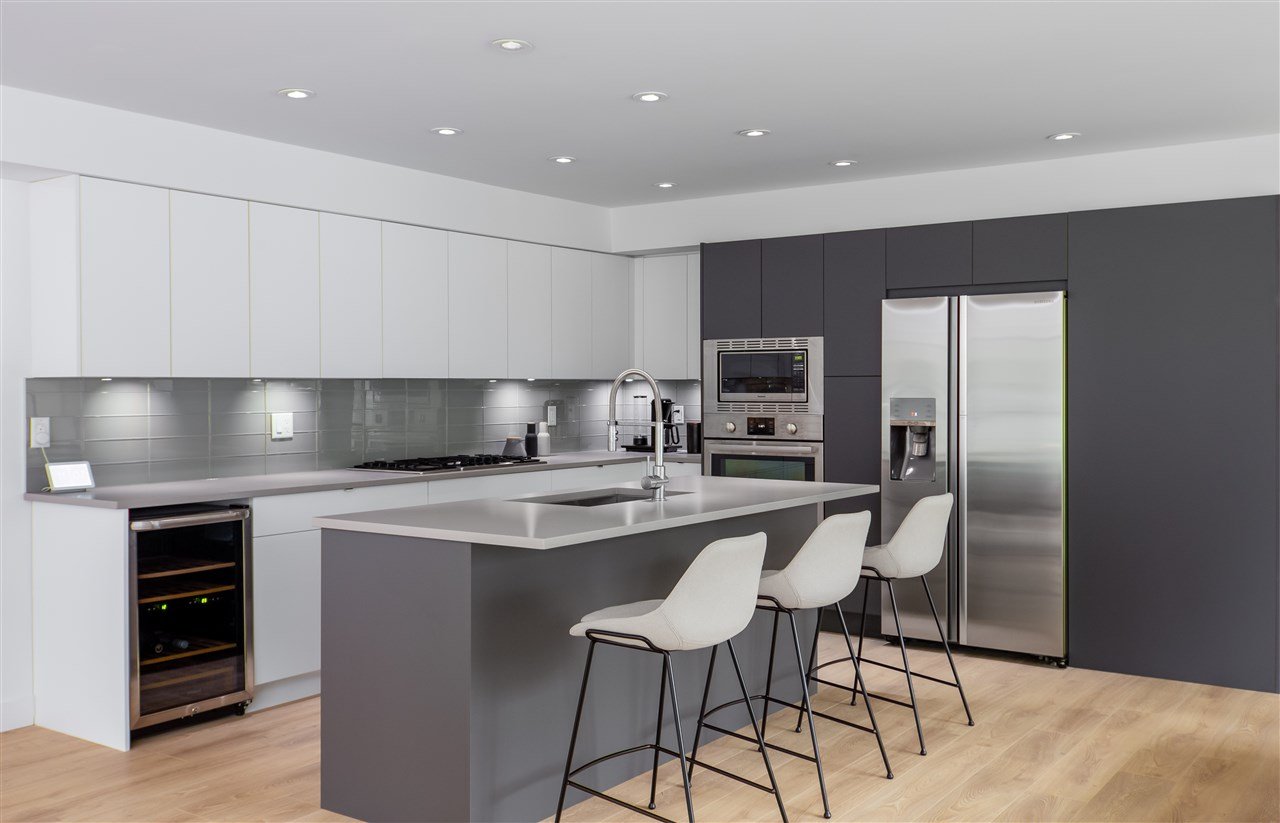 38-3295 Sunnyside Rd
