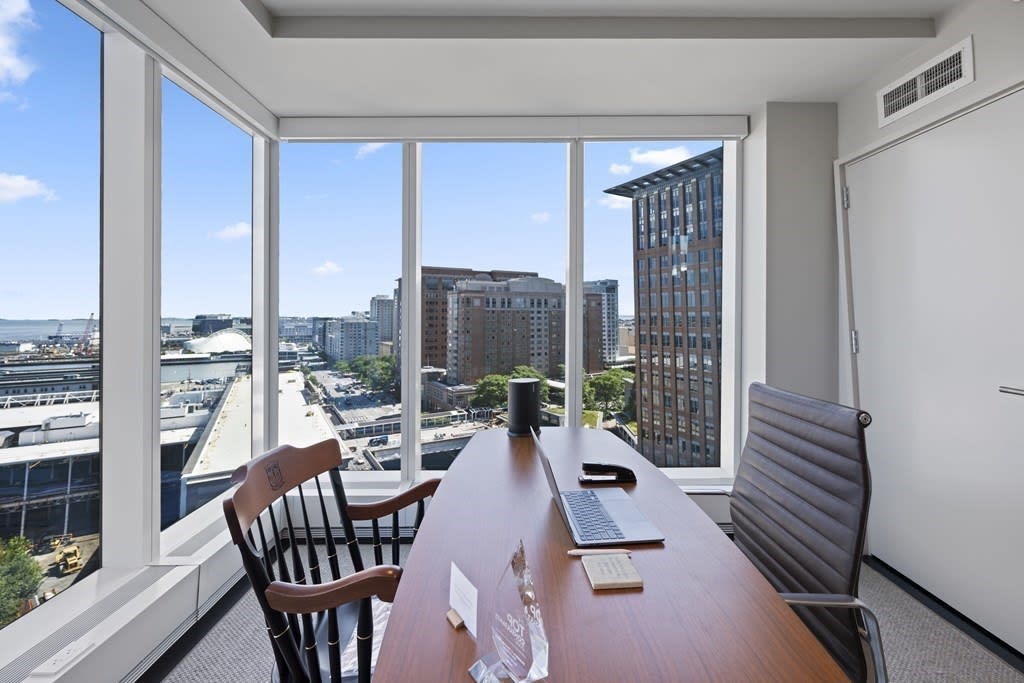 150 Seaport Blvd #16E