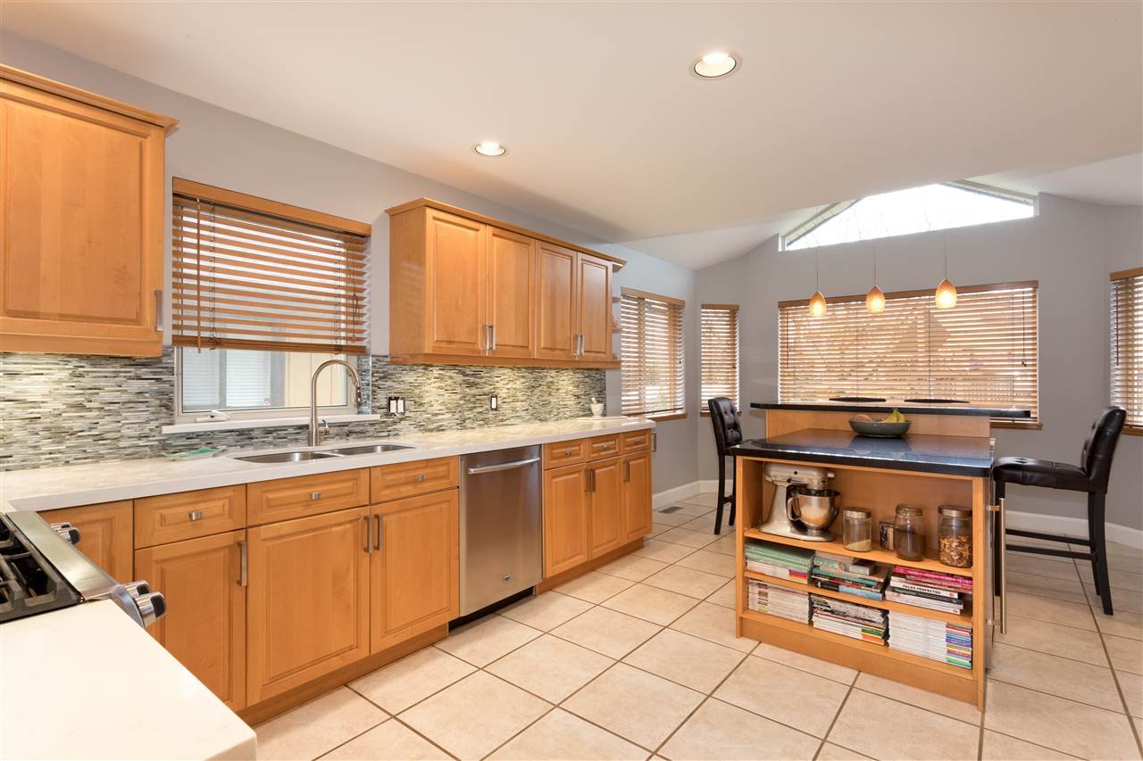 1022 Wenda Pl