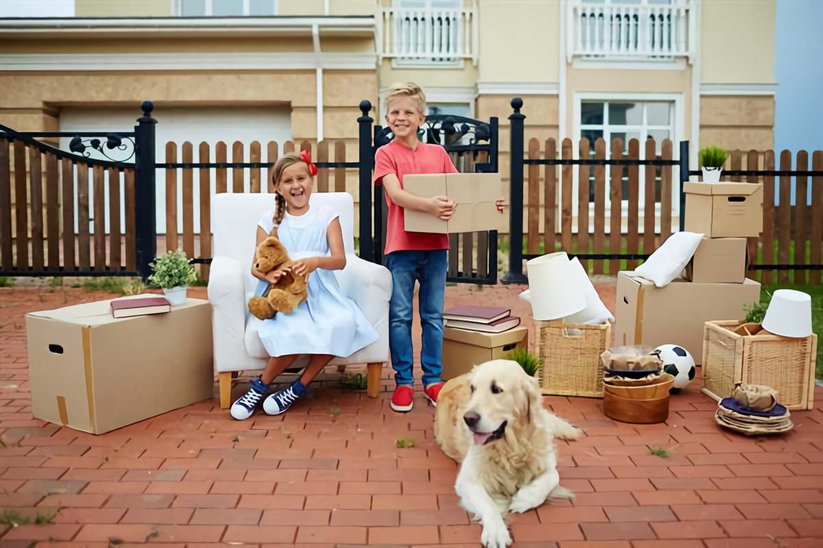 Tips For Moving With Pets & Kids