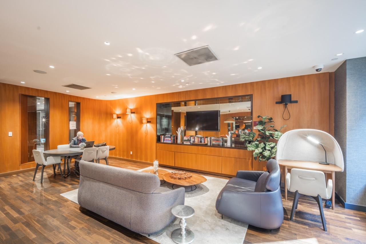 75 Wall Street, Apt 19-R