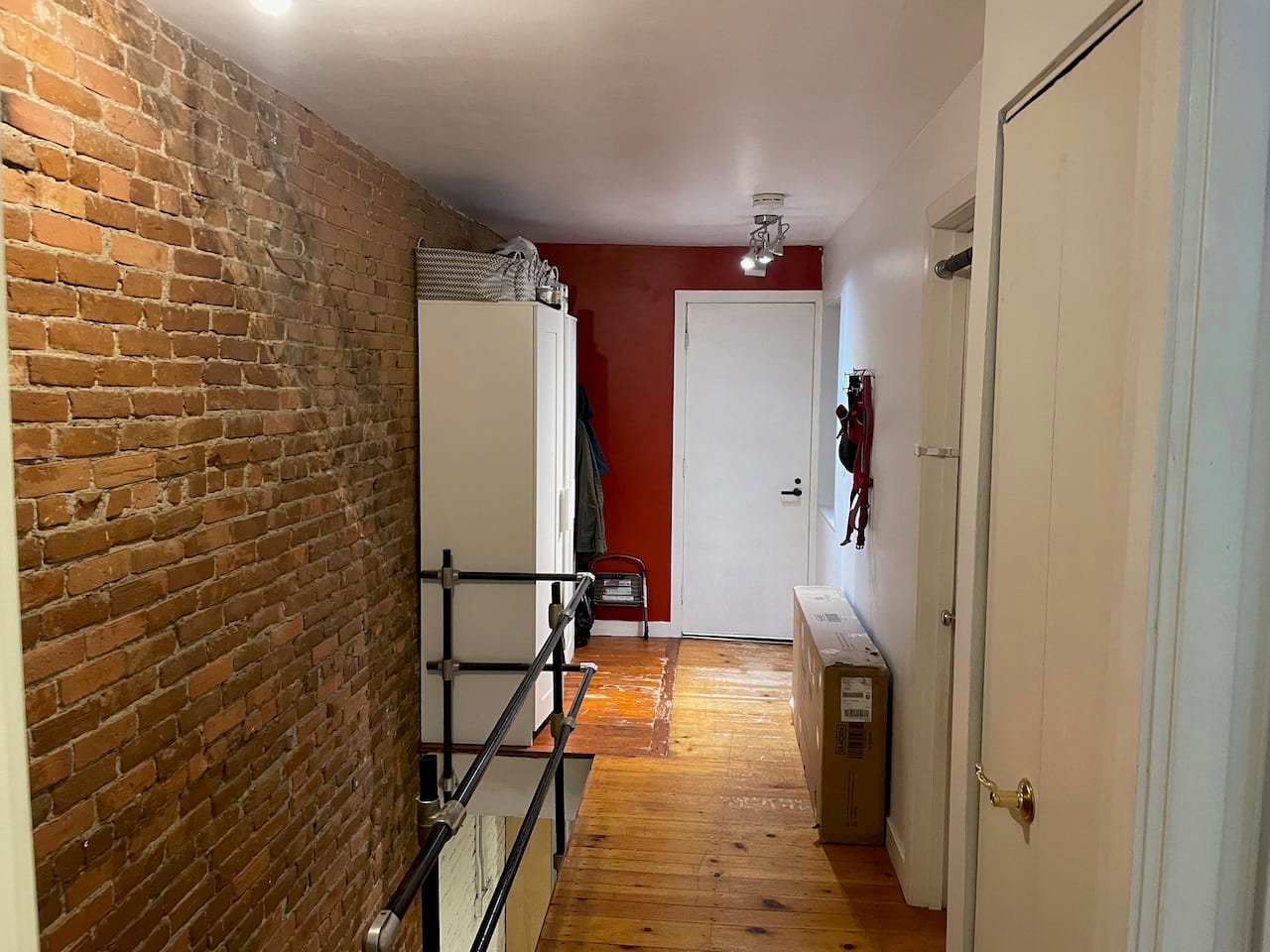 Appleton Street 2 bed 1 bath with laundry,  Private Entry/Patio! September 1!!!