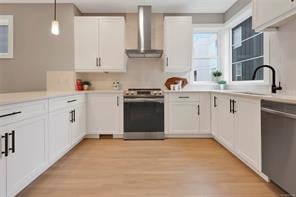 4-1048 Tillicum Rd, Esquimalt