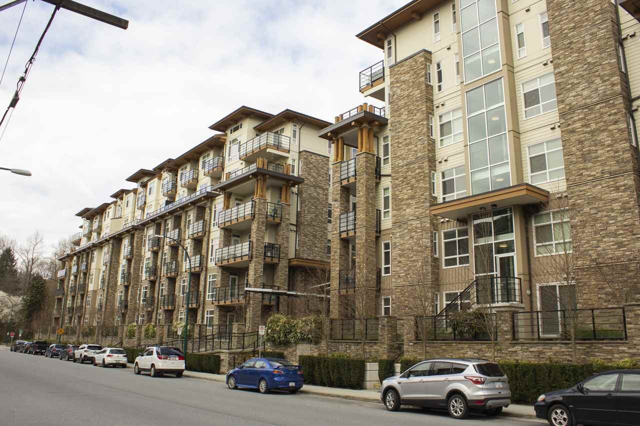 311-2495 Wilson Ave