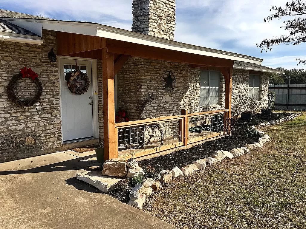 99 Paula Dr
