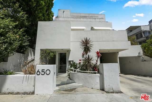 650 Kelton Ave Apt 303