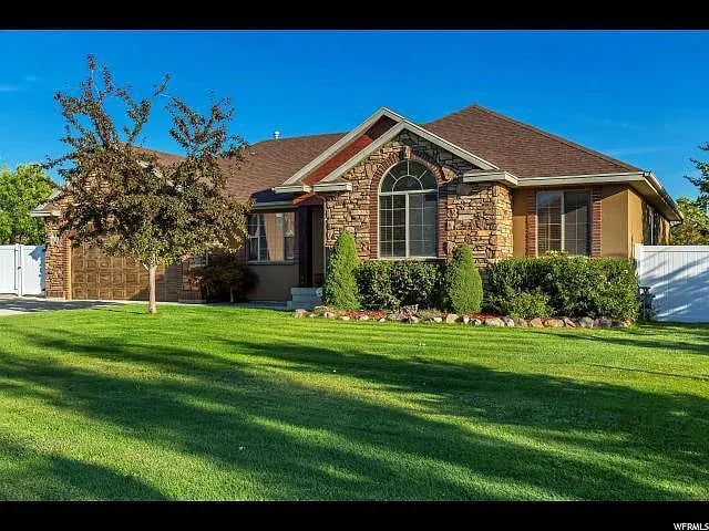 6106 W Indian Pony Way