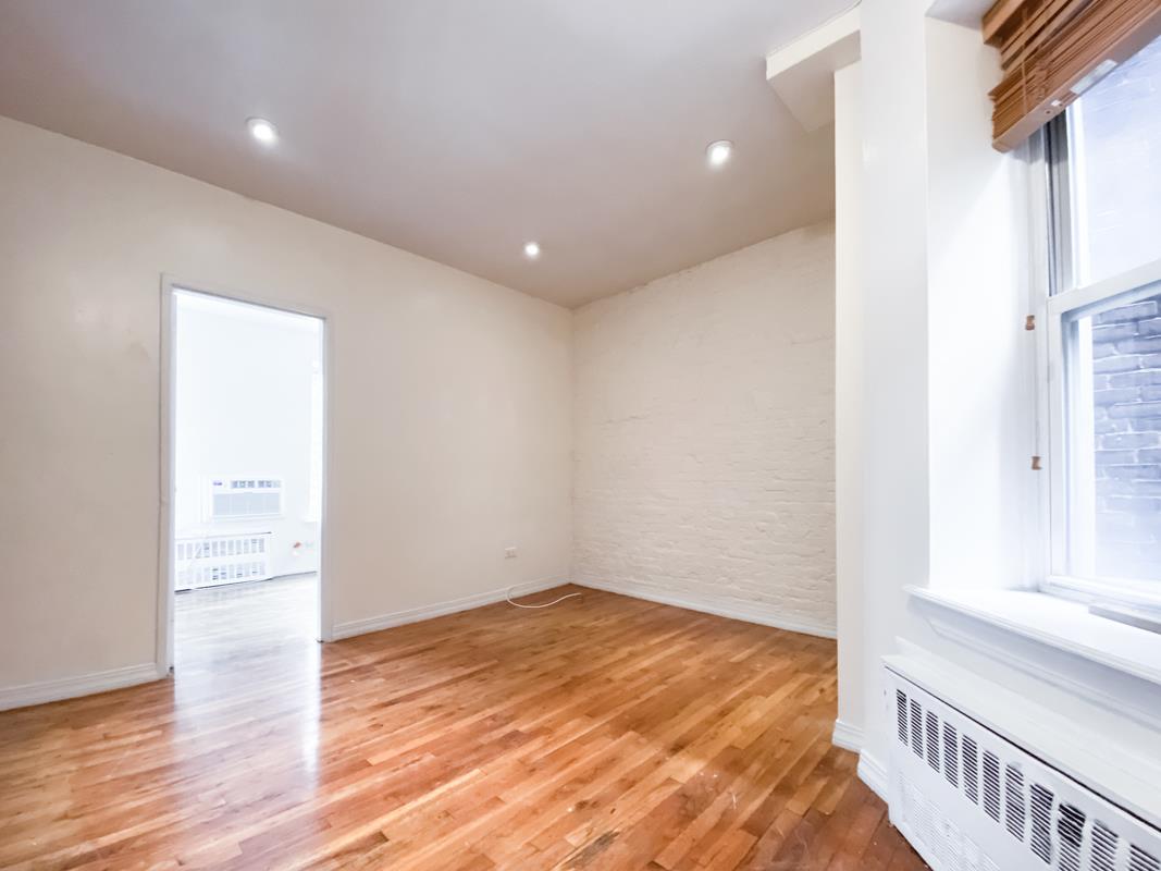 206 East 81st Street, Apt 2-A