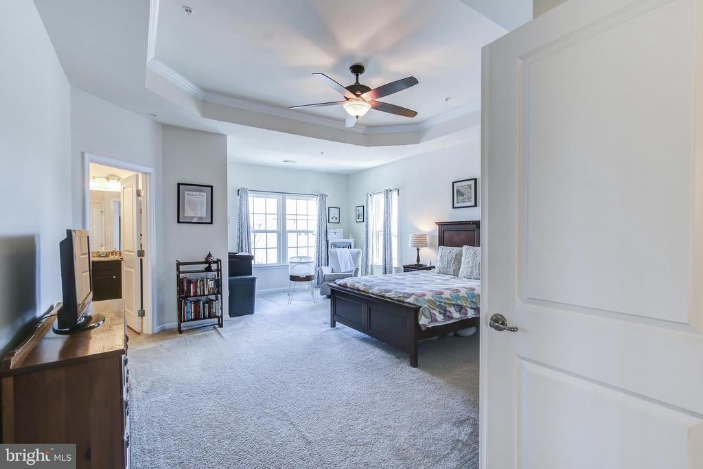 8127 Greenbelt Station Pkwy, #303M