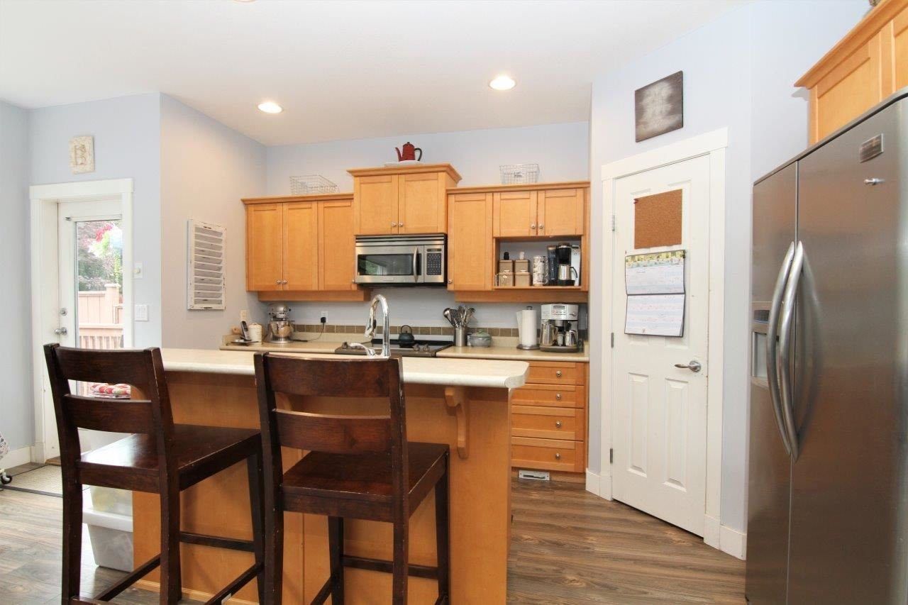 24333 103a Ave