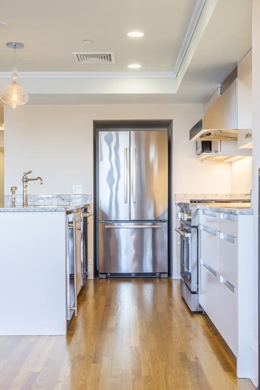 101 Beacon St, Unit PH
