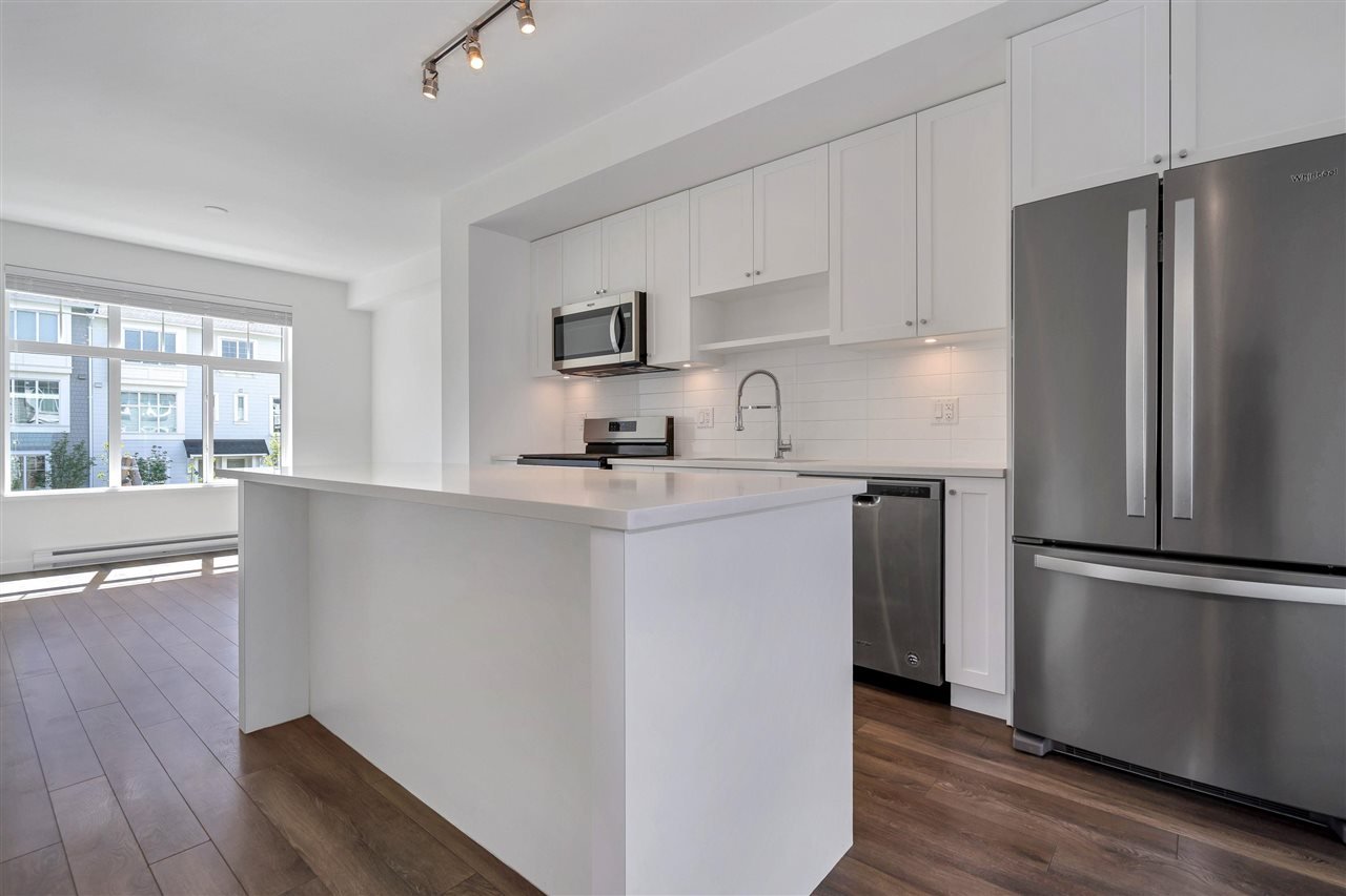 81-16678 25 Ave