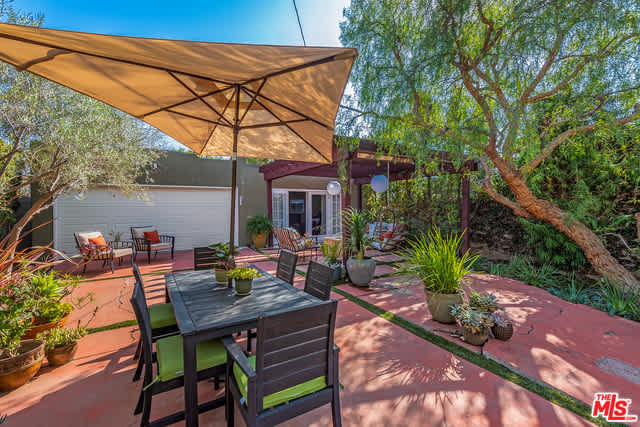530 Santa Clara Ave