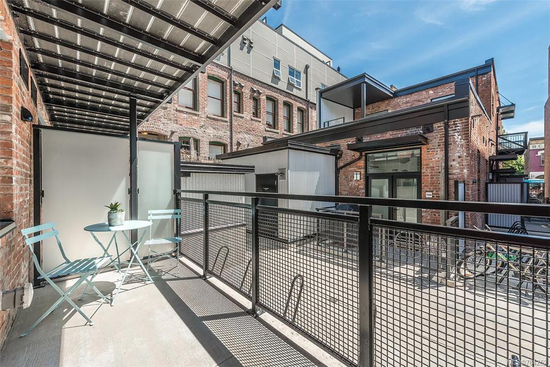 102-535 Fisgard St, Victoria
