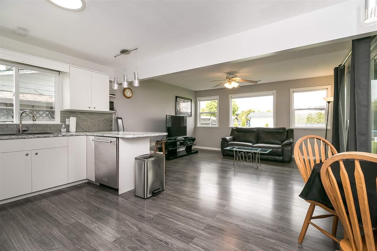 27075 26 Ave