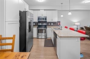 203-938 Dunford Ave