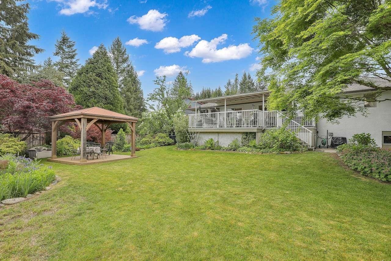2313 Vista Ct