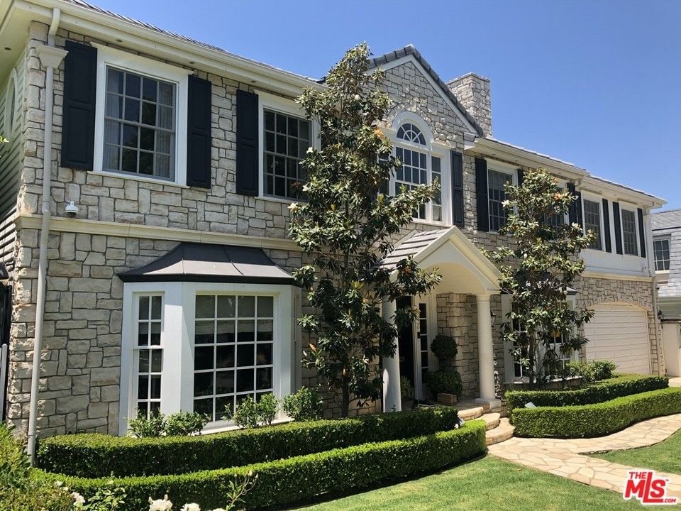 543 Toyopa Dr