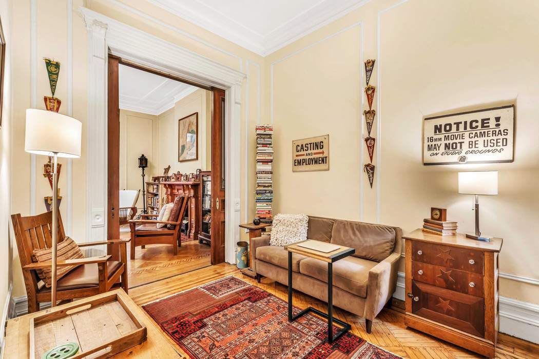 136 West 16th Street, 1FE