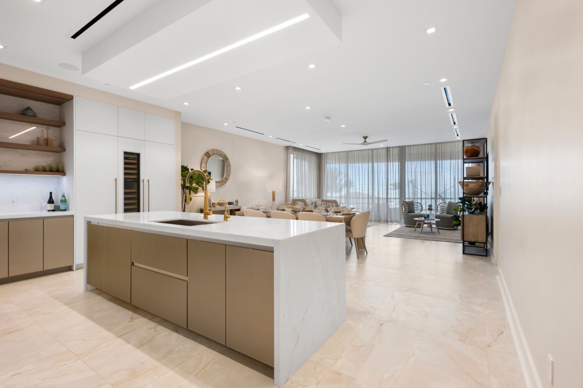 Penthouse 4 at Aqualina