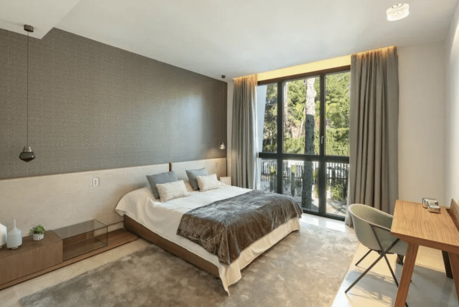 SPANISH LUXURY ESCAPE