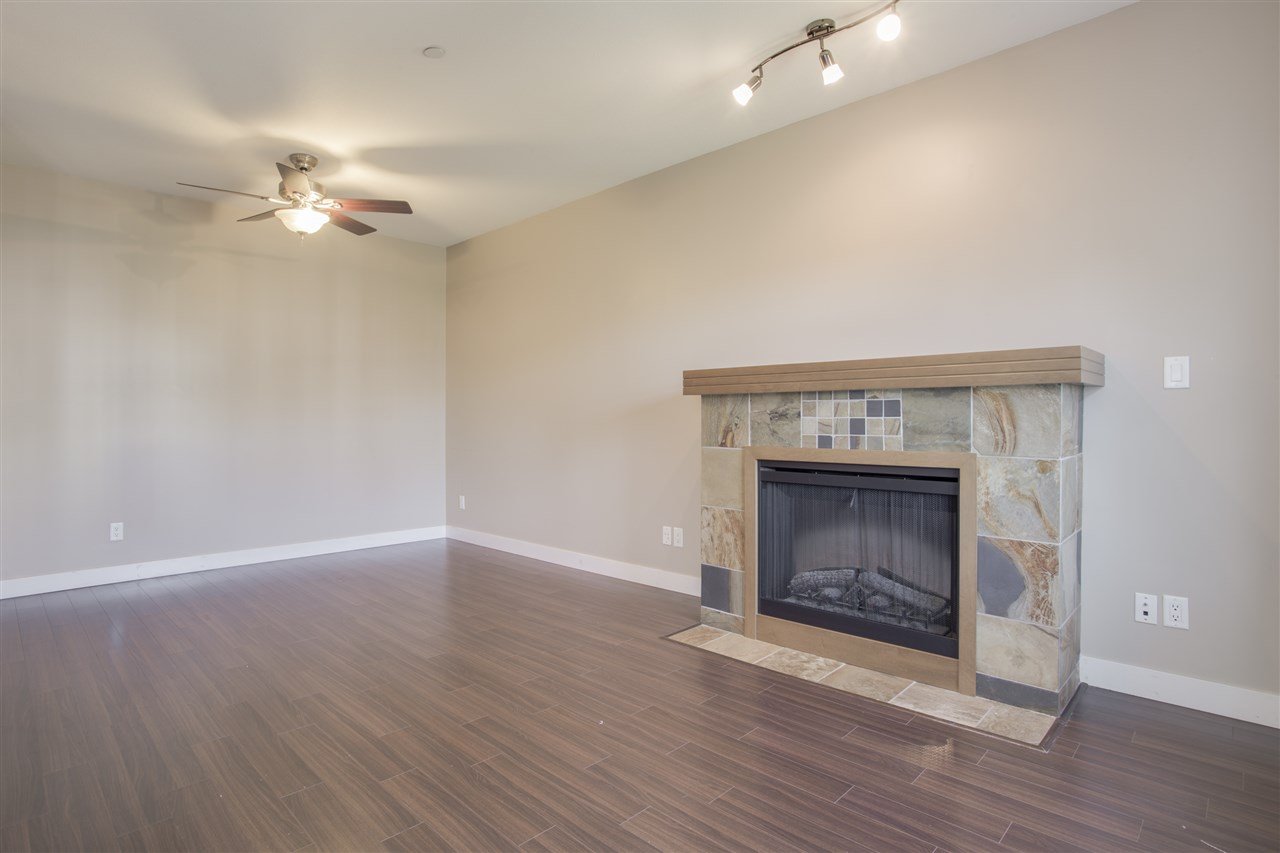 98-7388 Macpherson Ave