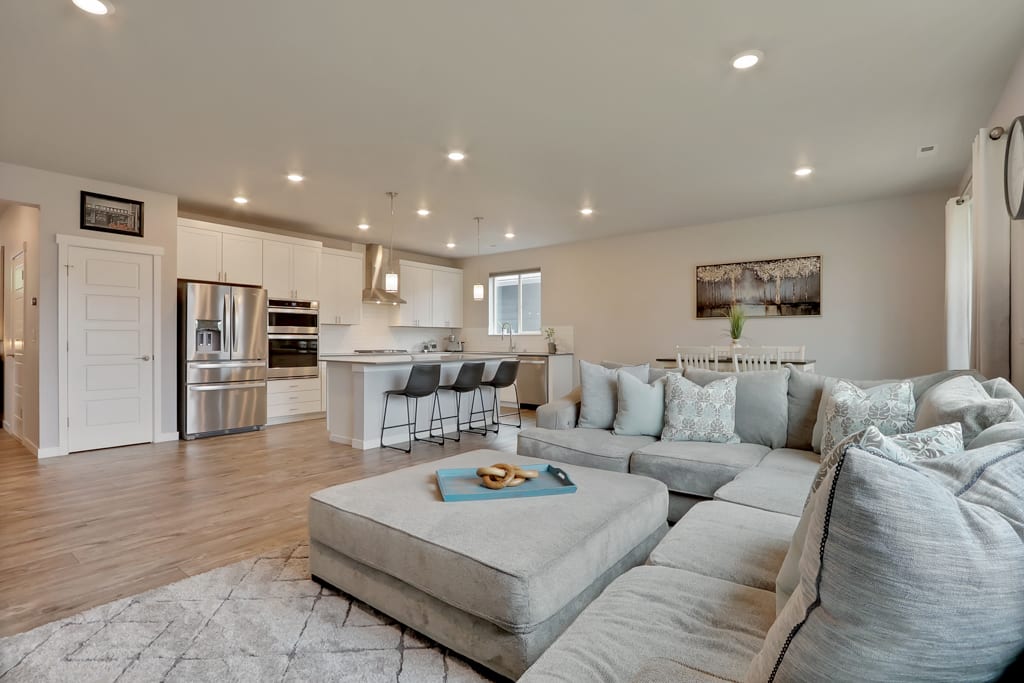 KB Home Resale in Falling Water